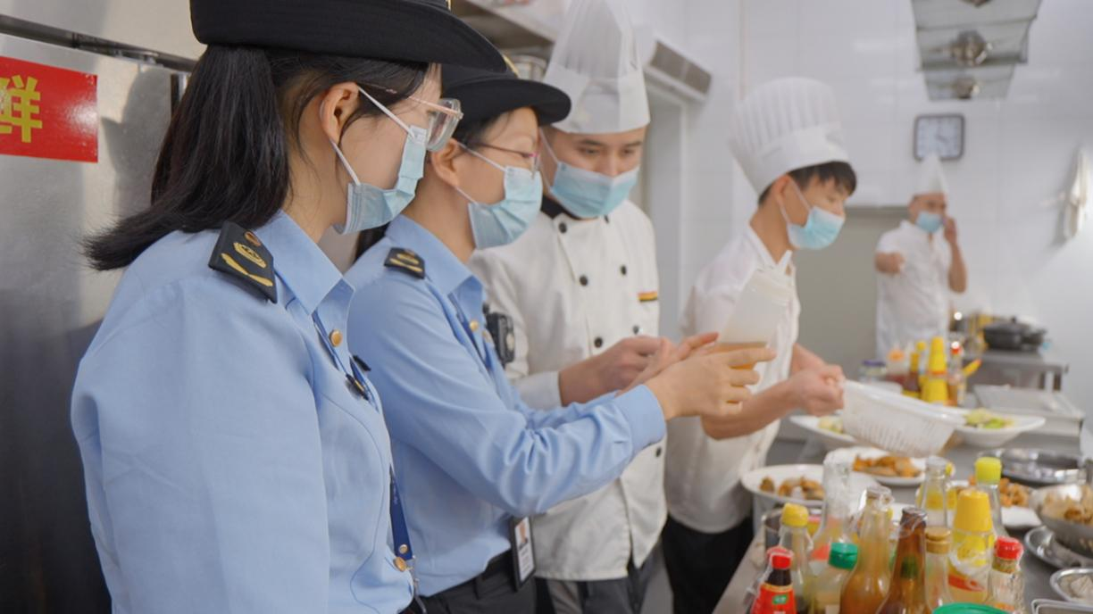 全國首批五星市場監管所花落銀灘 以精細化餐飲管理服務守護旅游消費“金字招牌”